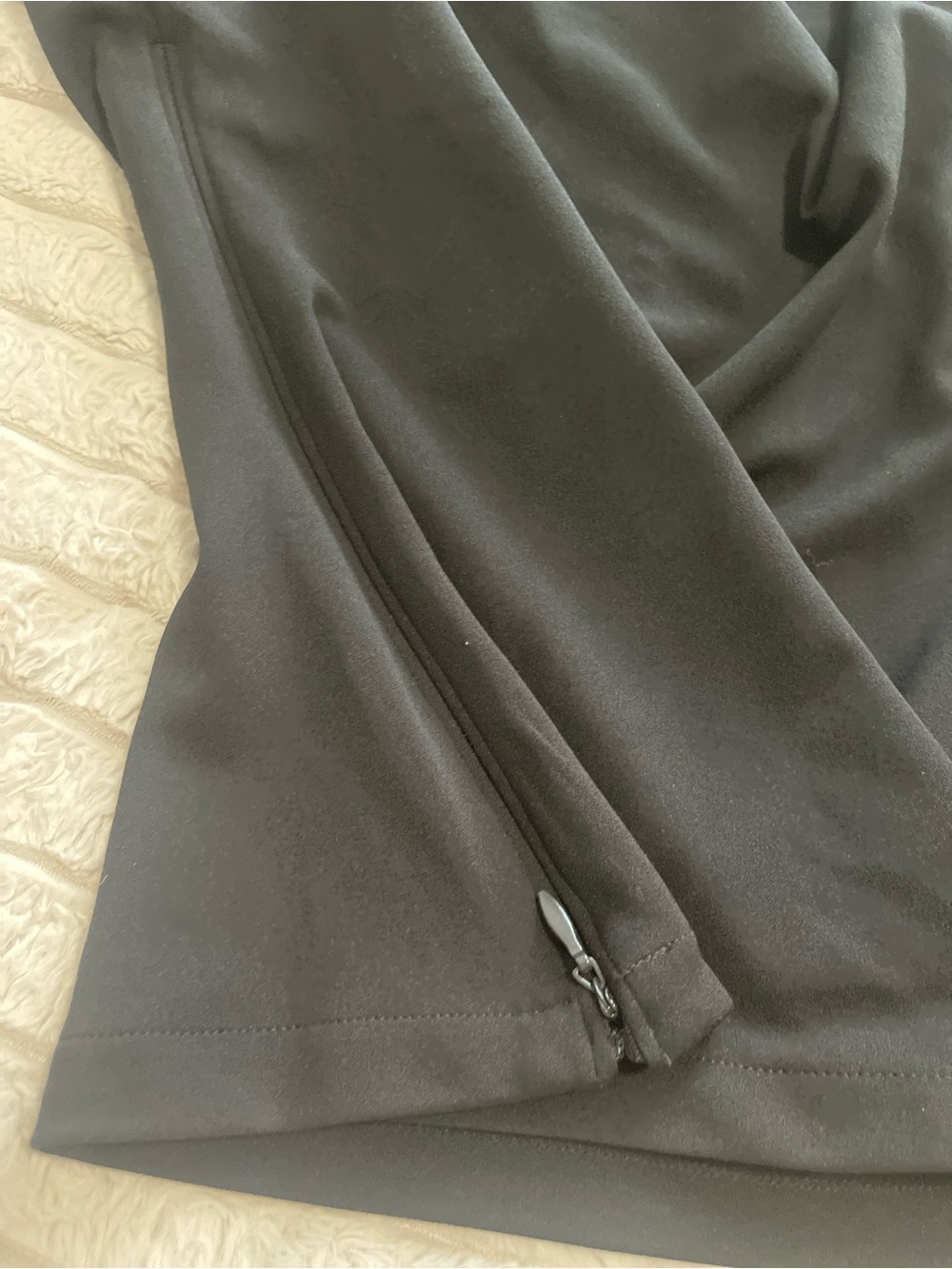 Abercrombie & Fitch asymmetrical black top - Picture 6 of 6